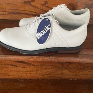 Etonic Golf Shoes Mens White Leather Cleated Spikes  Waterproof NWT Size 10.5 M